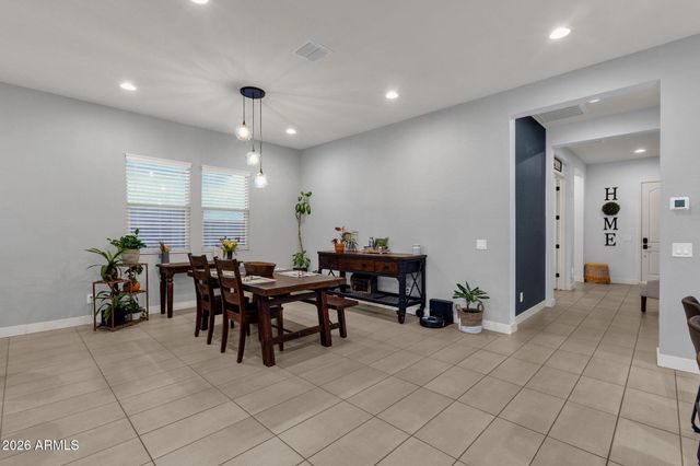 7444 W SPUR Drive, Peoria, AZ 85383