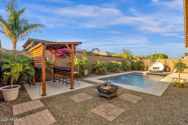 7444 W SPUR Drive, Peoria, AZ 85383