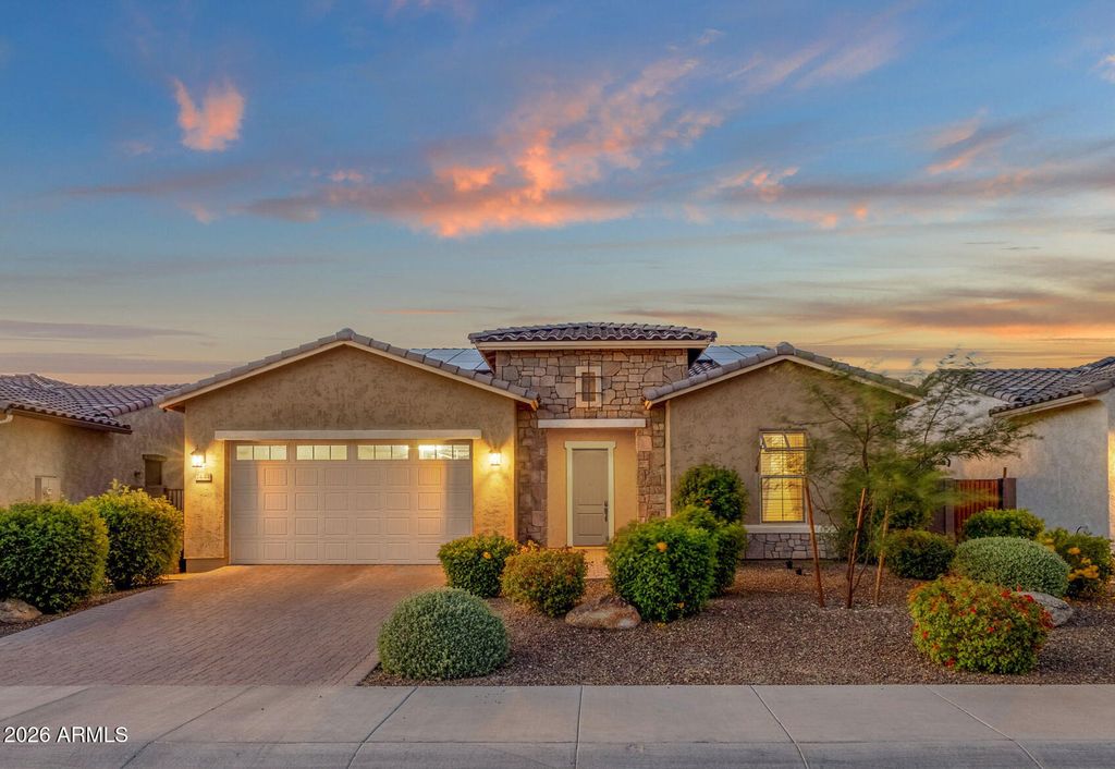7444 W SPUR Drive, Peoria, AZ 85383