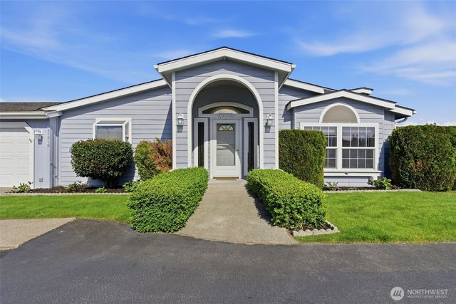 24036 222nd Avenue SE, Maple Valley, WA 98038