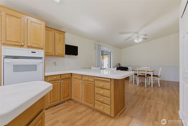 24036 222nd Avenue SE, Maple Valley, WA 98038