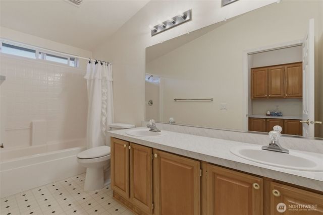 24036 222nd Avenue SE, Maple Valley, WA 98038