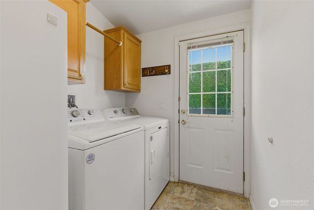 24036 222nd Avenue SE, Maple Valley, WA 98038