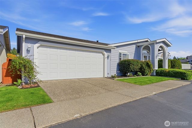 24036 222nd Avenue SE, Maple Valley, WA 98038
