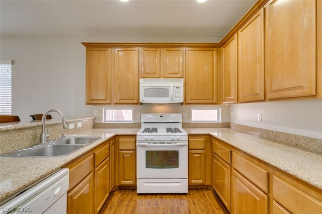 9341 Colorful Rainbow Avenue, Las Vegas, NV 89166