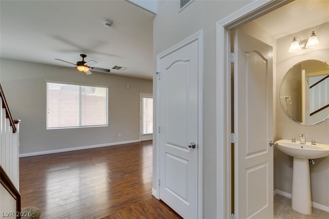 9341 Colorful Rainbow Avenue, Las Vegas, NV 89166