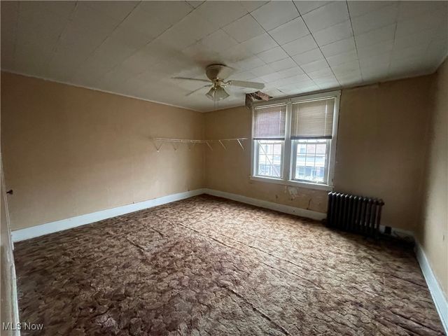 1415 Madison Avenue, Toronto, OH 43964