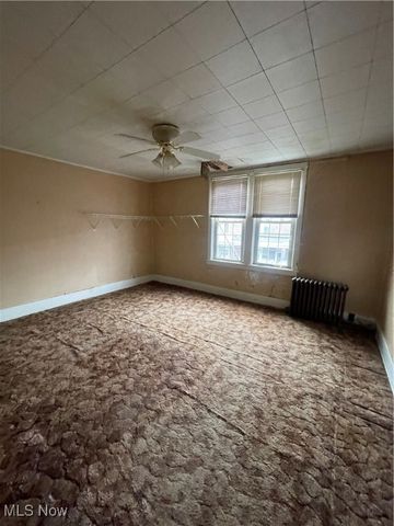 1415 Madison Avenue, Toronto, OH 43964