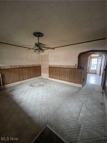 1415 Madison Avenue, Toronto, OH 43964