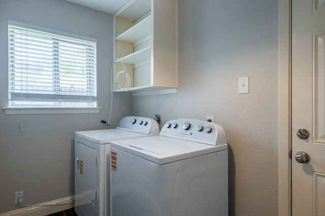 1607 College Parkway, Lewisville, TX 75077