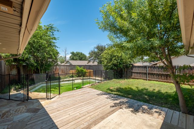 1607 College Parkway, Lewisville, TX 75077
