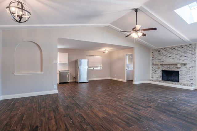 1607 College Parkway, Lewisville, TX 75077