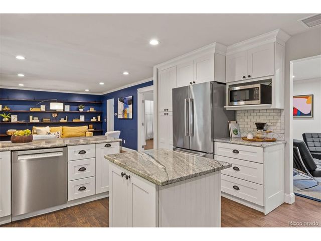 1854 E Lake Dr, Littleton, CO 80121