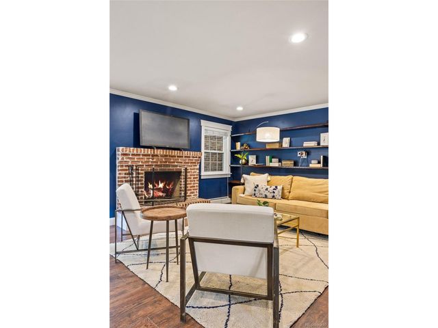 1854 E Lake Dr, Littleton, CO 80121