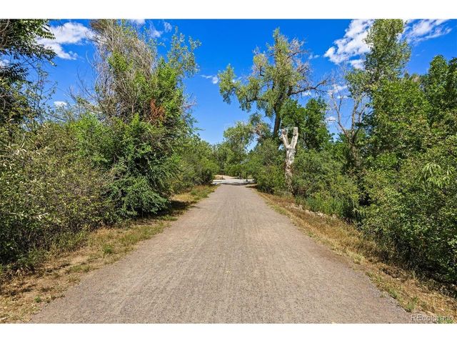 1854 E Lake Dr, Littleton, CO 80121