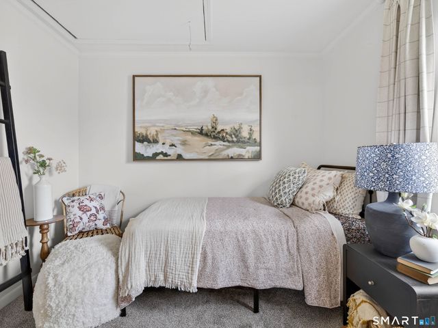 247 Midway Oval, Groton, CT 06340