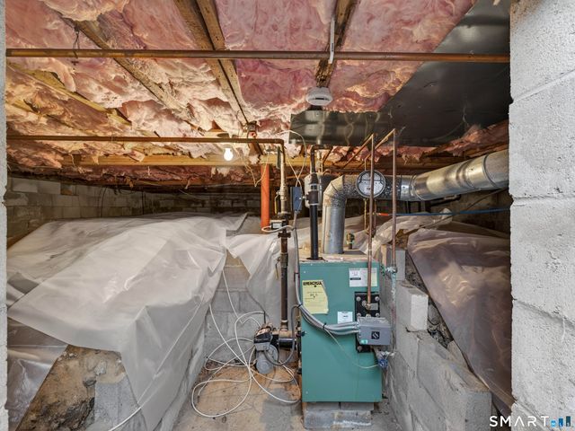 247 Midway Oval, Groton, CT 06340