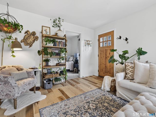 247 Midway Oval, Groton, CT 06340