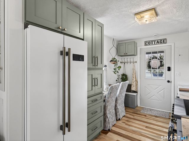 247 Midway Oval, Groton, CT 06340