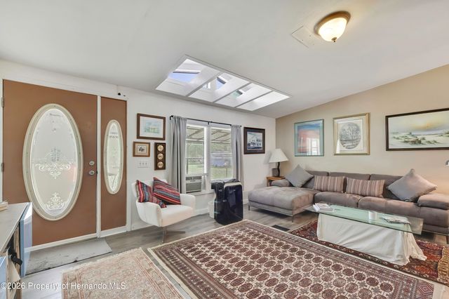 27170 Townsend Boulevard, Brooksville, FL 34601