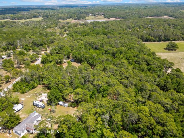27170 Townsend Boulevard, Brooksville, FL 34601
