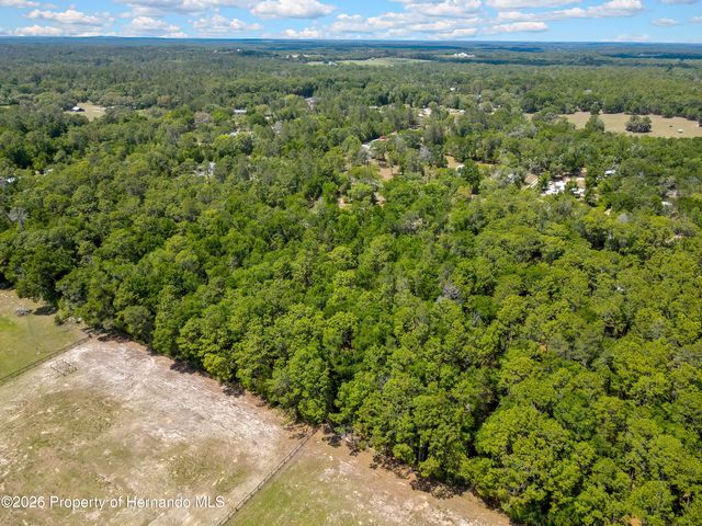 27170 Townsend Boulevard, Brooksville, FL 34601