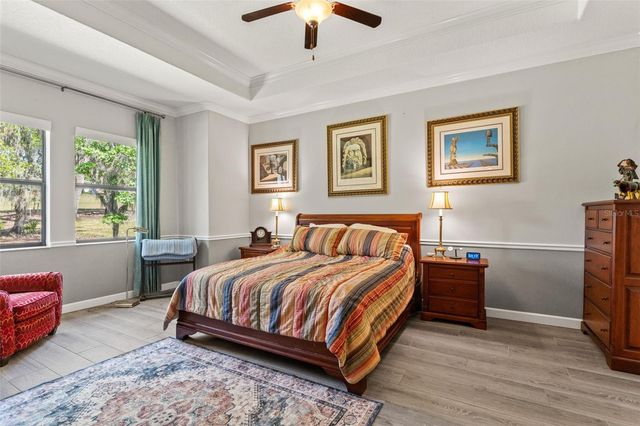 4910 SOUTHERN VALLEY LOOP, Brooksville, FL 34601