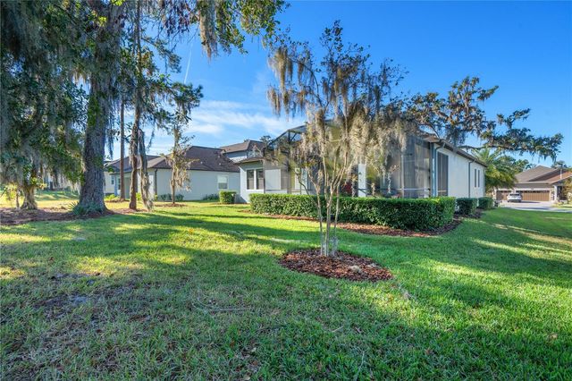 4910 SOUTHERN VALLEY LOOP, Brooksville, FL 34601