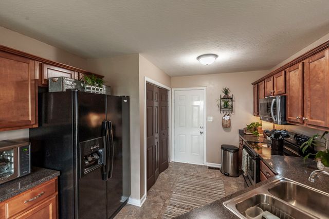 1183 Bothwell Pl, Gallatin, TN 37066