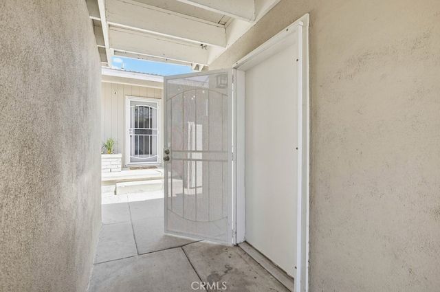 1312 N Devonshire Road, Anaheim, CA 92801