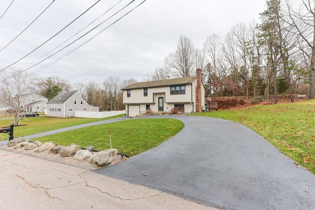 44 Montclair Drive, North Attleboro, MA 02760