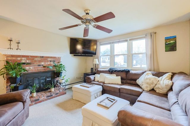 44 Montclair Drive, North Attleboro, MA 02760