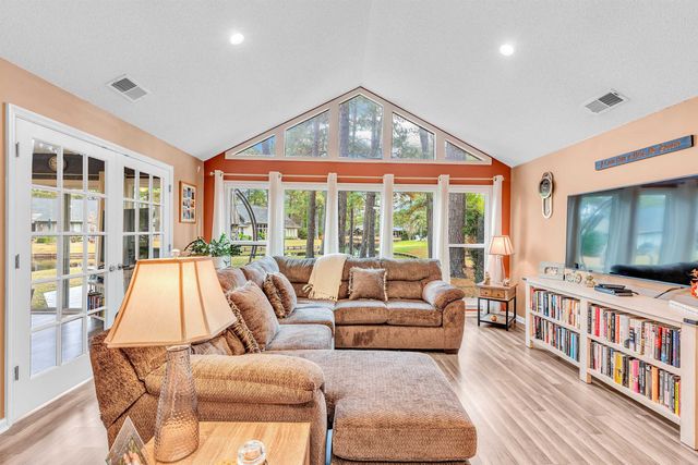 231 Wedgewood Ln., Conway, SC 29526