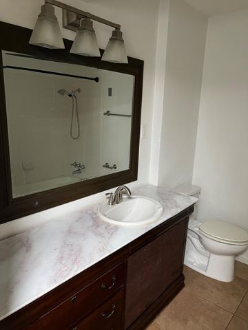 7801 Shoal Creek BLVD 127, Austin, TX 78757
