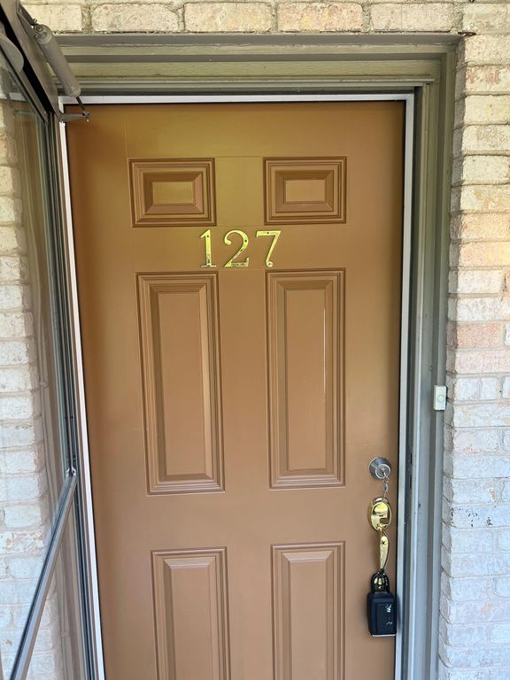 7801 Shoal Creek BLVD 127, Austin, TX 78757