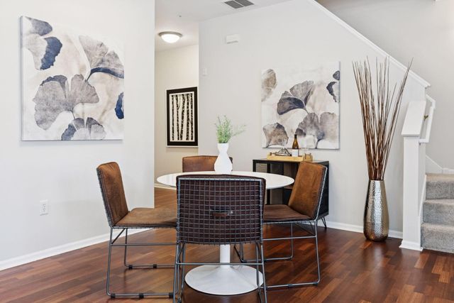 545 N 1st Street 125, Minneapolis, MN 55401