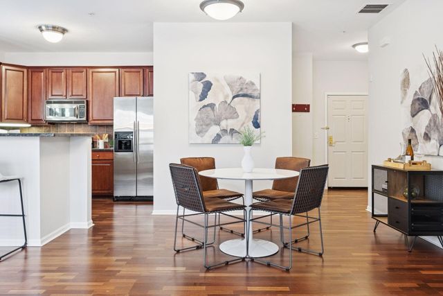 545 N 1st Street 125, Minneapolis, MN 55401