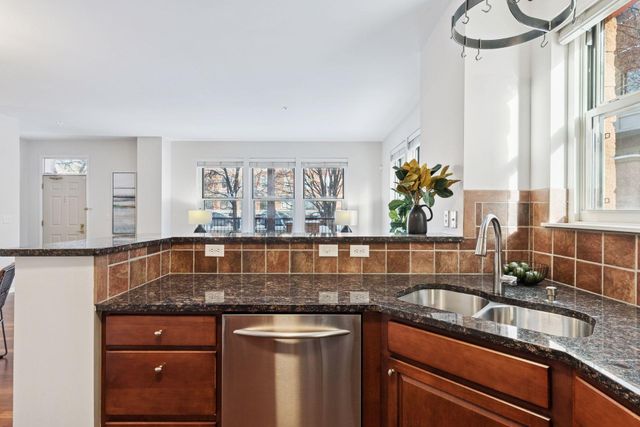 545 N 1st Street 125, Minneapolis, MN 55401