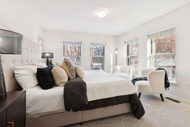 545 N 1st Street 125, Minneapolis, MN 55401