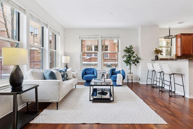 545 N 1st Street 125, Minneapolis, MN 55401