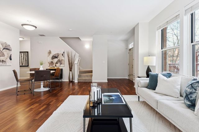 545 N 1st Street 125, Minneapolis, MN 55401