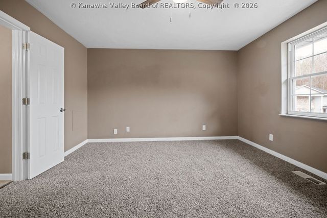 5043 St. Patrick Circle, Cross Lanes, WV 25313