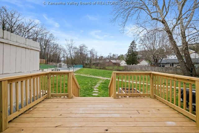 5043 St. Patrick Circle, Cross Lanes, WV 25313