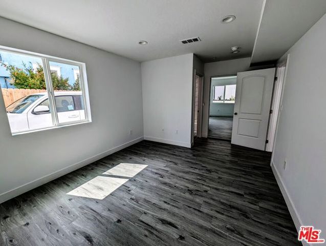 753 E Adams Boulevard, Los Angeles, CA 90011