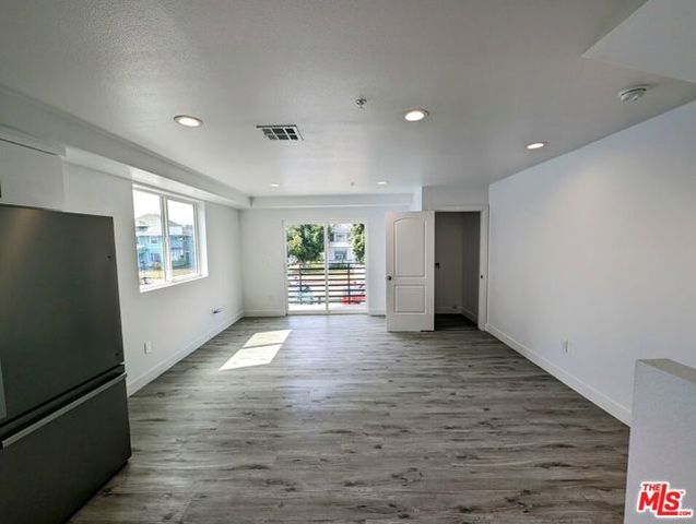 753 E Adams Boulevard, Los Angeles, CA 90011