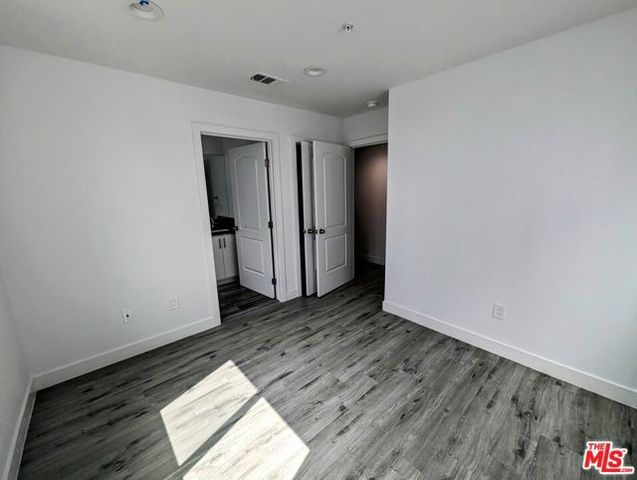 753 E Adams Boulevard, Los Angeles, CA 90011