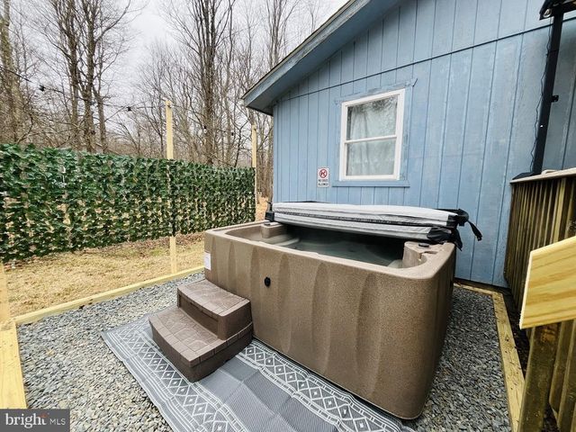 17 VAN DOREN MEWS, Albrightsville, PA 18210