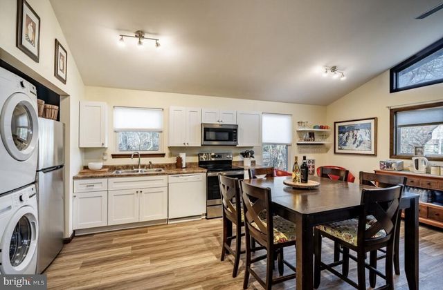 17 VAN DOREN MEWS, Albrightsville, PA 18210