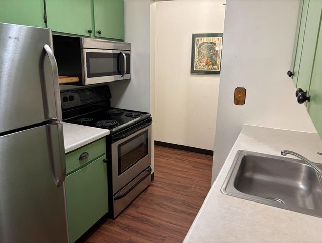 3399 Kent Street 101, Shoreview, MN 55126