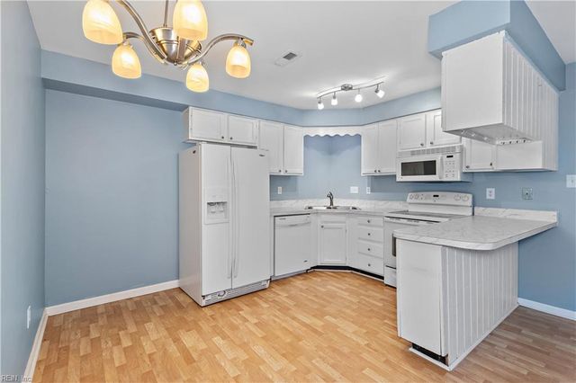 1113 Lands End WAY 25D1, Virginia Beach, VA 23451